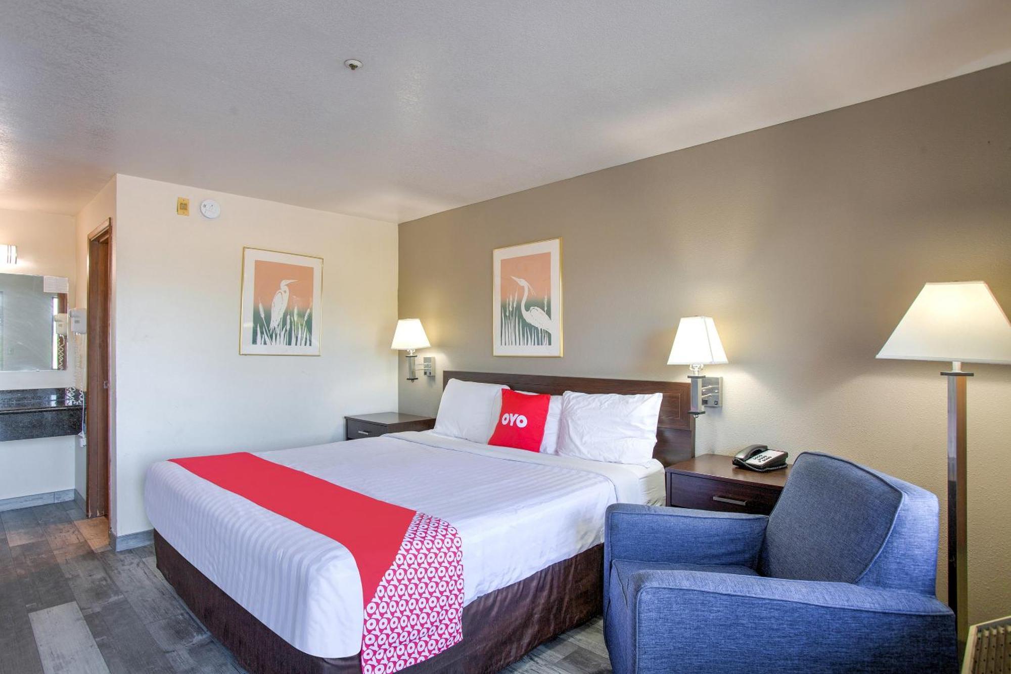 Oyo Woodland Hotel And Suites ภายนอก รูปภาพ