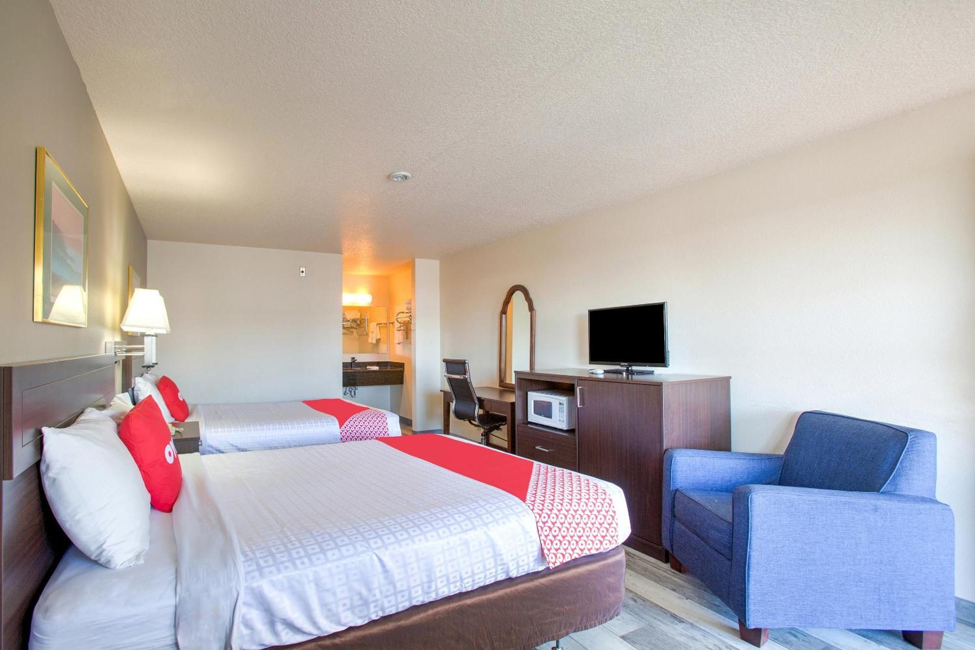Oyo Woodland Hotel And Suites ภายนอก รูปภาพ