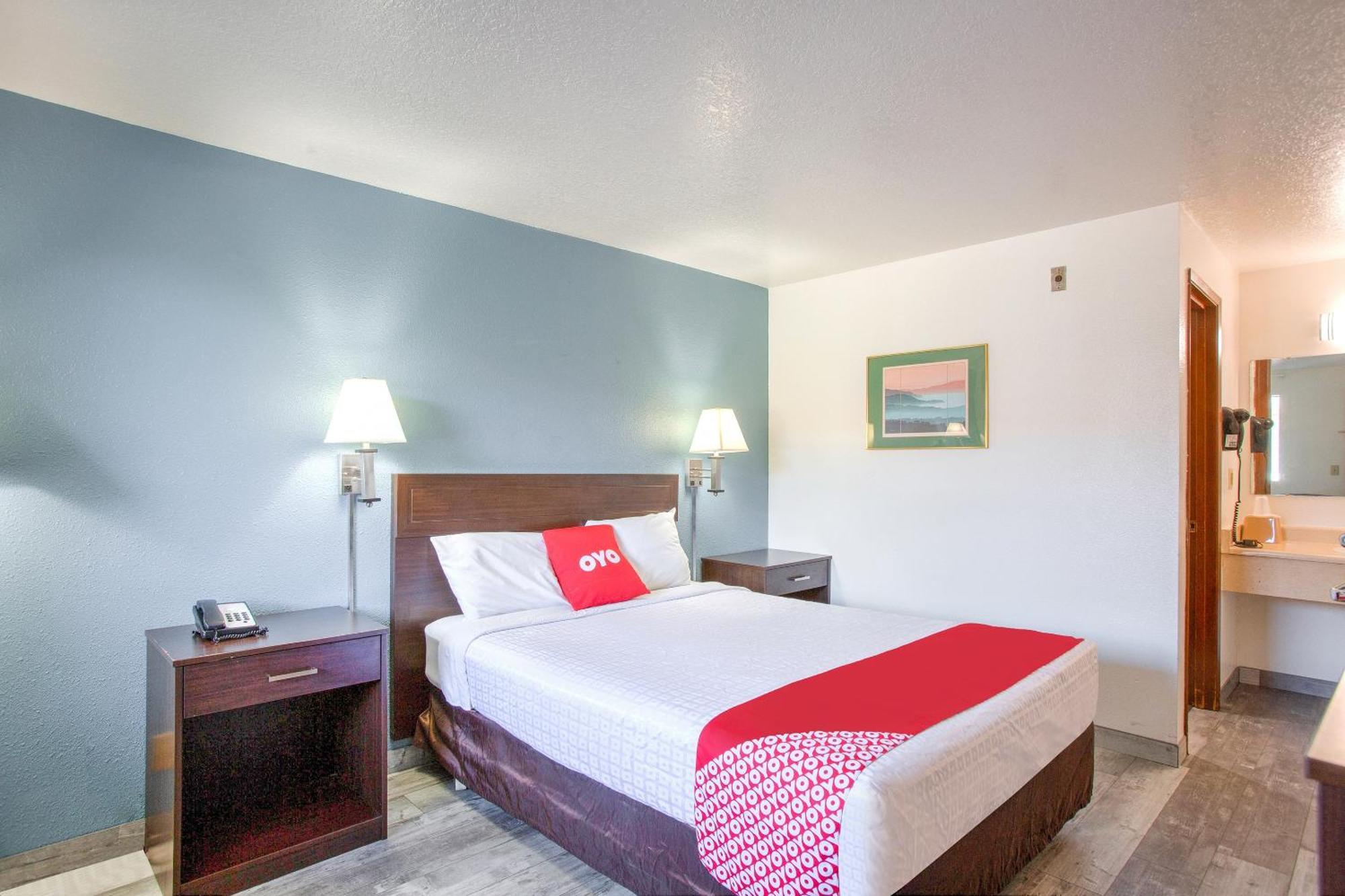 Oyo Woodland Hotel And Suites ภายนอก รูปภาพ
